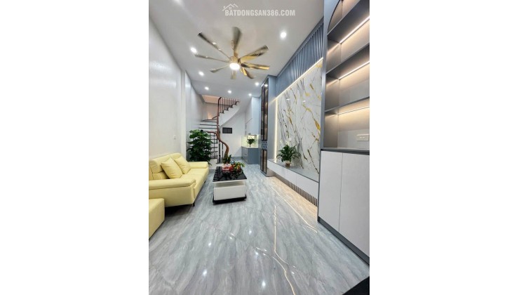 6 TỶ HƠN CÓ NHÀ GẦN HỒ BA MẪU 28m2 x 4T_NGÕ THÔNG THOÁNG_FULL NỘI THẤT_VỀ Ở NGAY